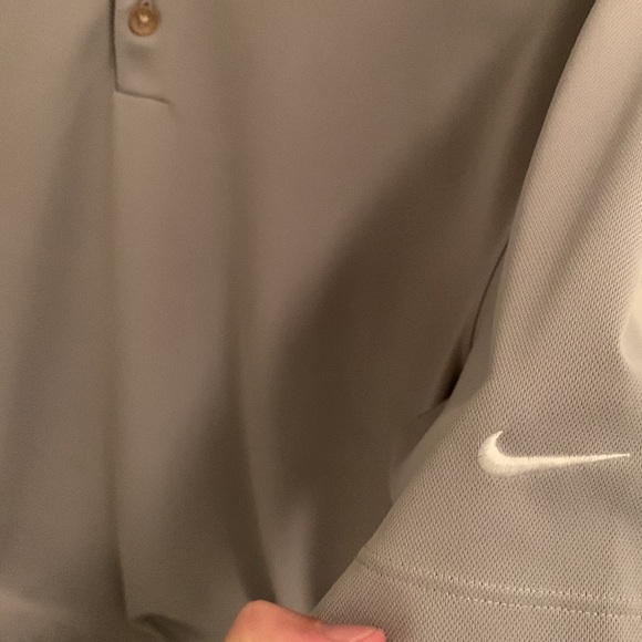 Nike Dri Fit. - Picture 3 of 3